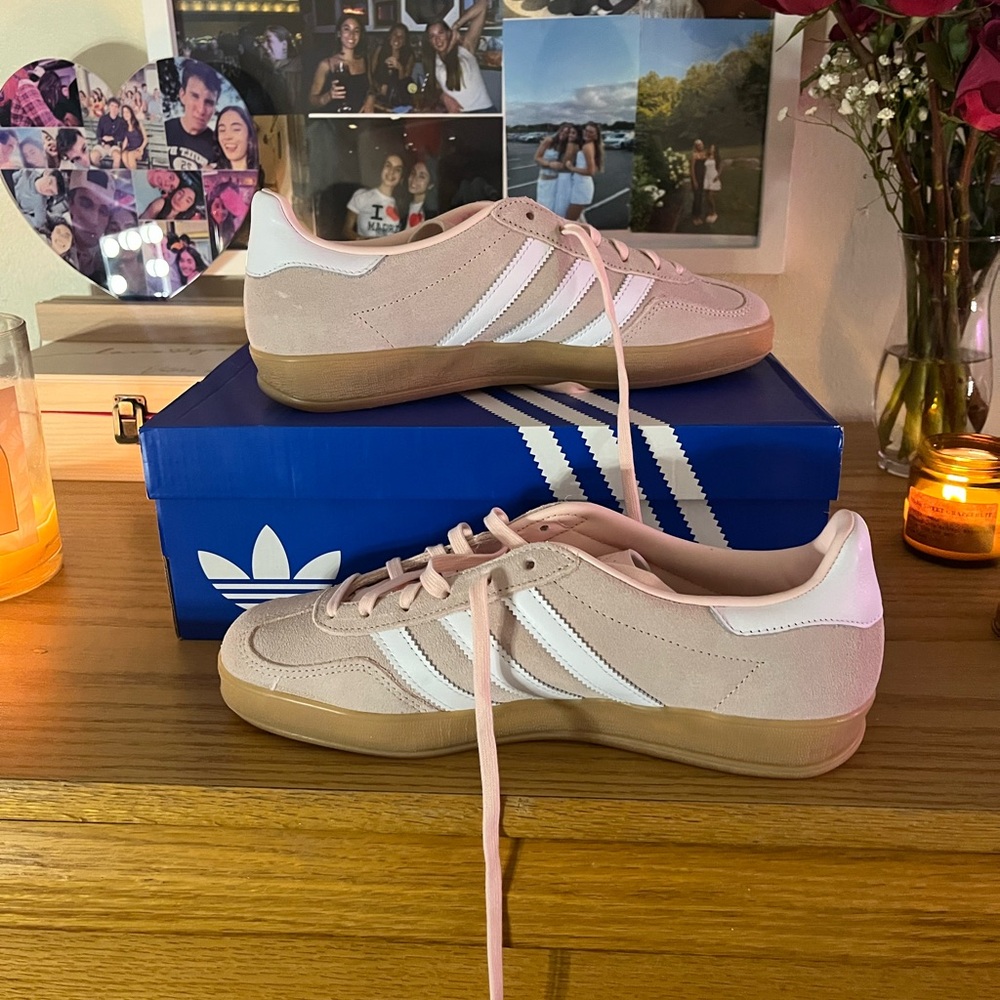 NWT Adidas Sandy Pink/Cloud White/ Gum Gazelle Sneakers